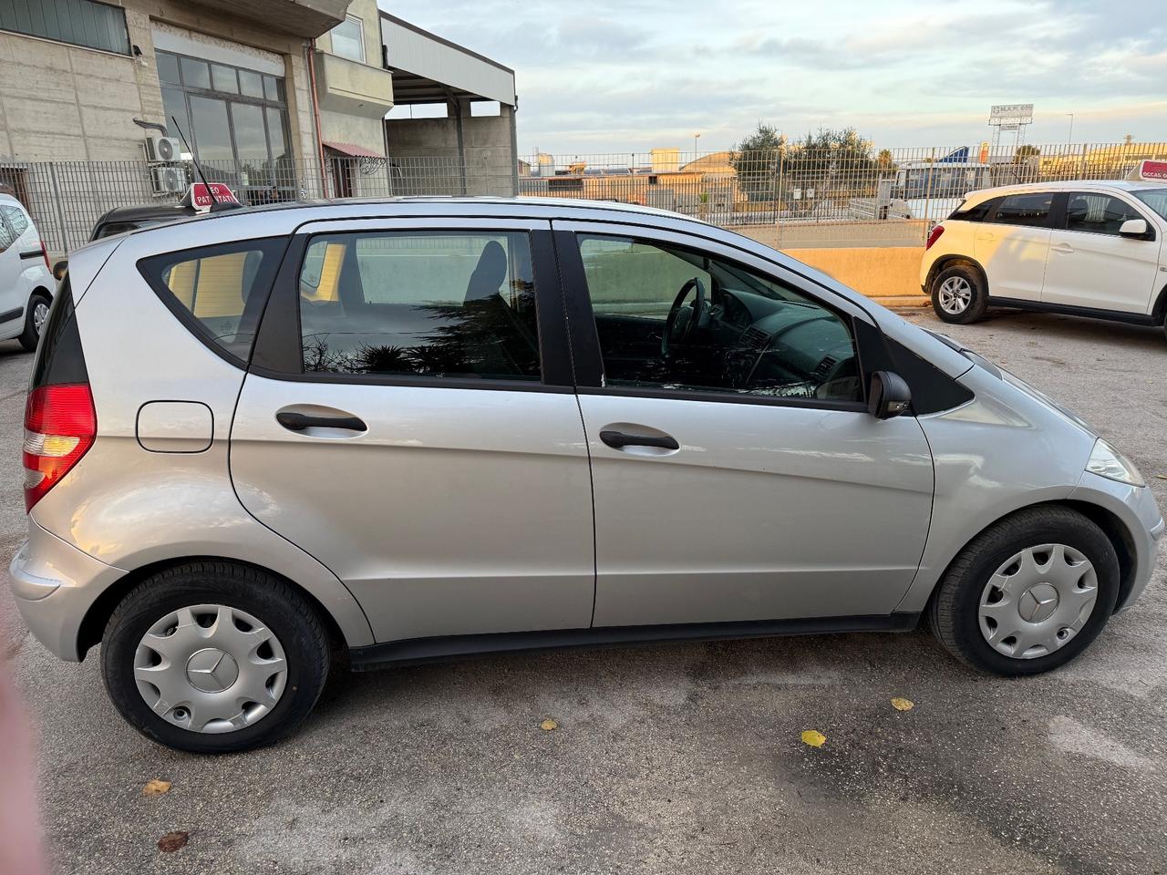 Mercedes-benz A 180 160 CDI Elegance