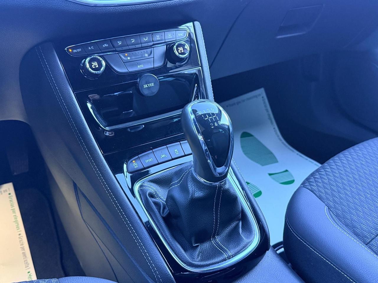 Opel Astra 1.6 CDTi 136CV . Sports Tourer Innovation