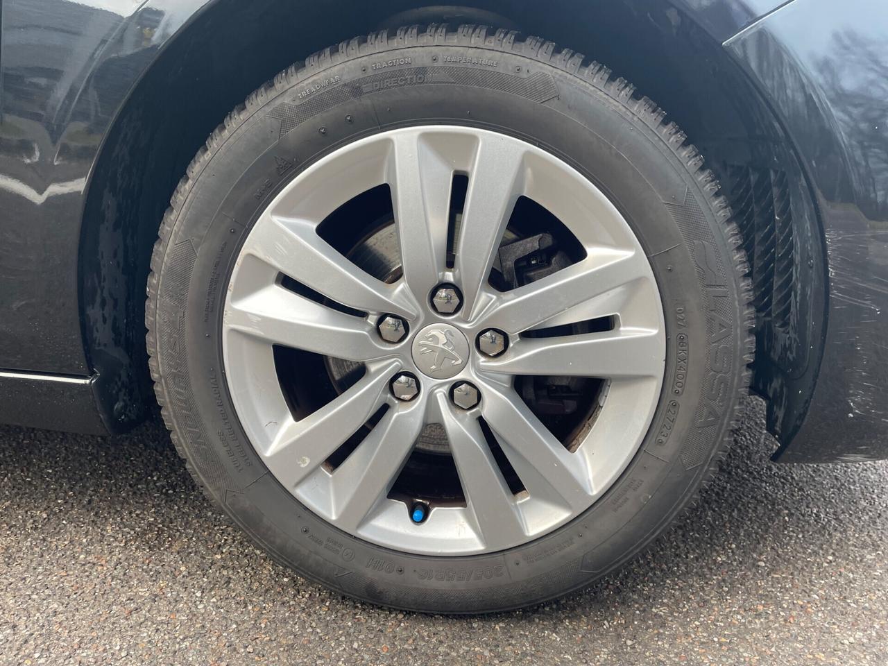 Peugeot 308 1.6 THP 125 CV*Neopatentati*Cerchi*Solo 66000