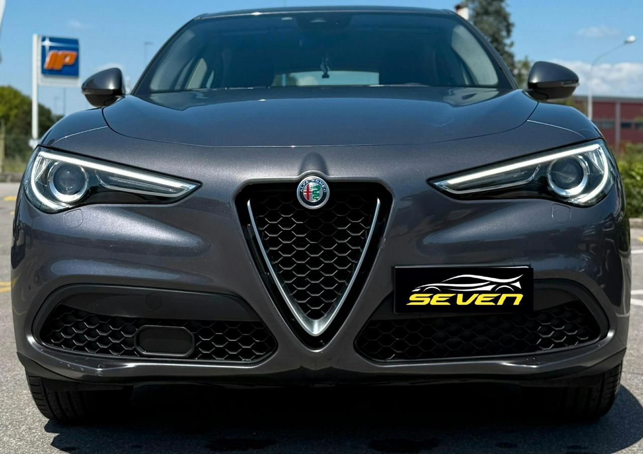 Alfa Romeo Stelvio 2.2 Turbodiesel 160 CV AT8 RWD Business