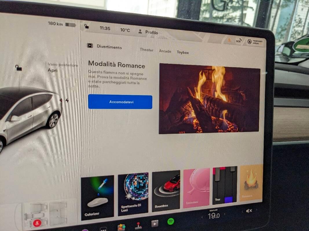 Tesla Model Y 440 cv, AWD, Tetto Panoramico, Autonomia WLTP 533k