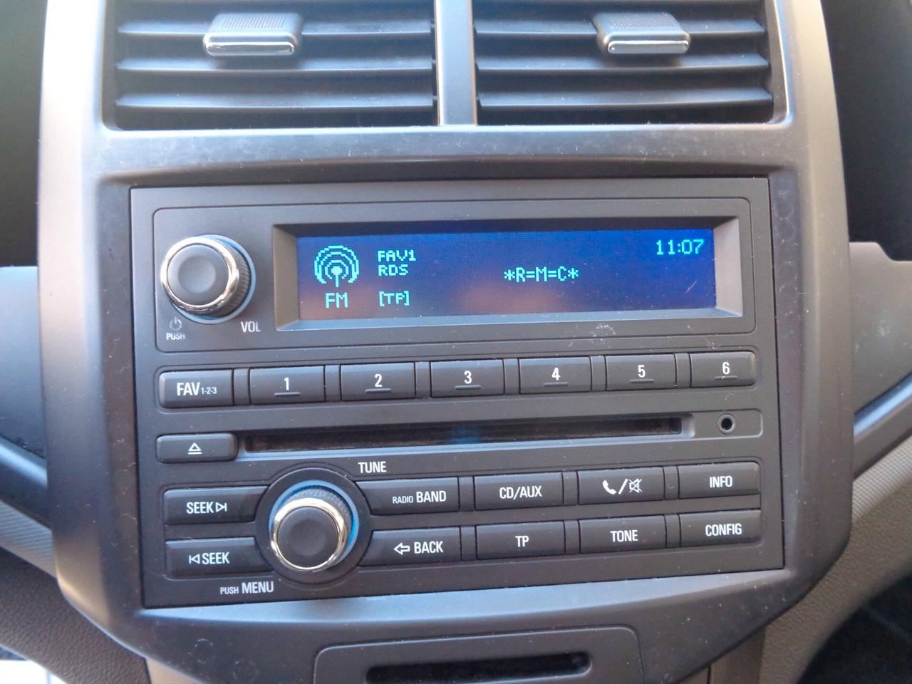 Chevrolet Aveo 1.2 70CV 5 porte (Neopatentati)