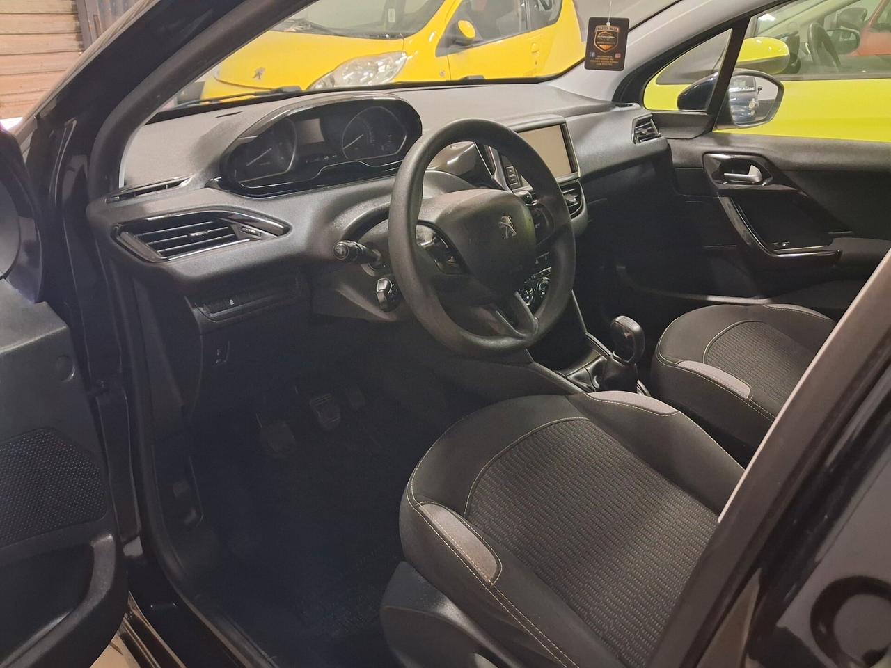 Peugeot 208 unico prop 1.4 hdi 2015