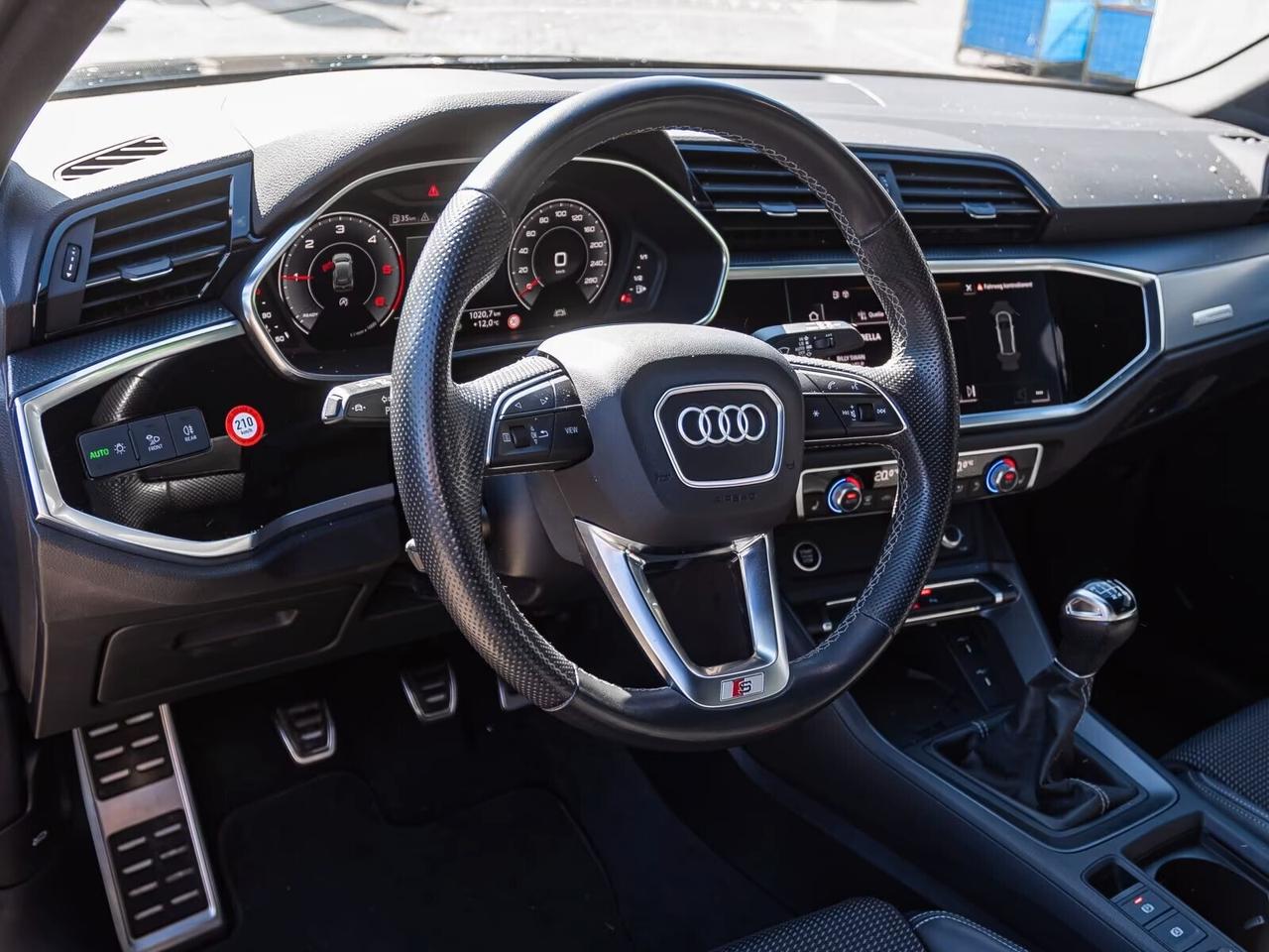 Audi Q3 35 TDI S line edition 150cv