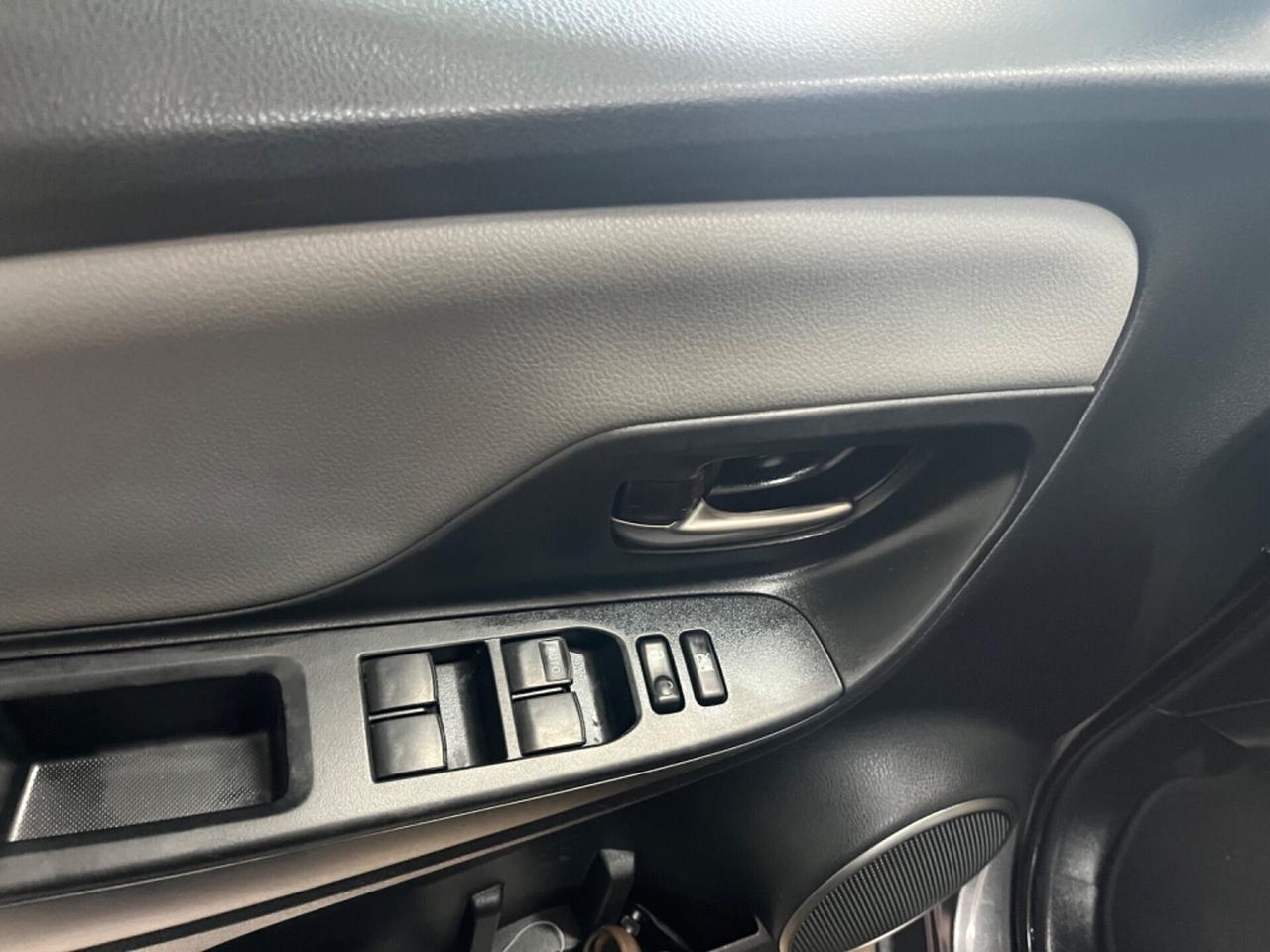 Toyota Yaris 1.0 gpl red edition full 2016