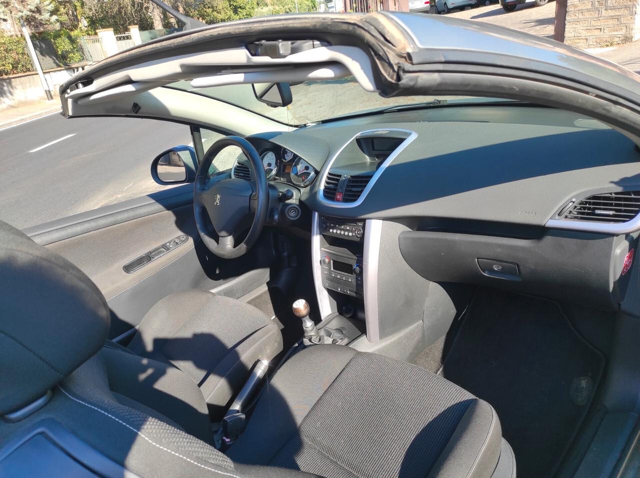 Peugeot 207 1.6 HDi 110CV CC Tecno