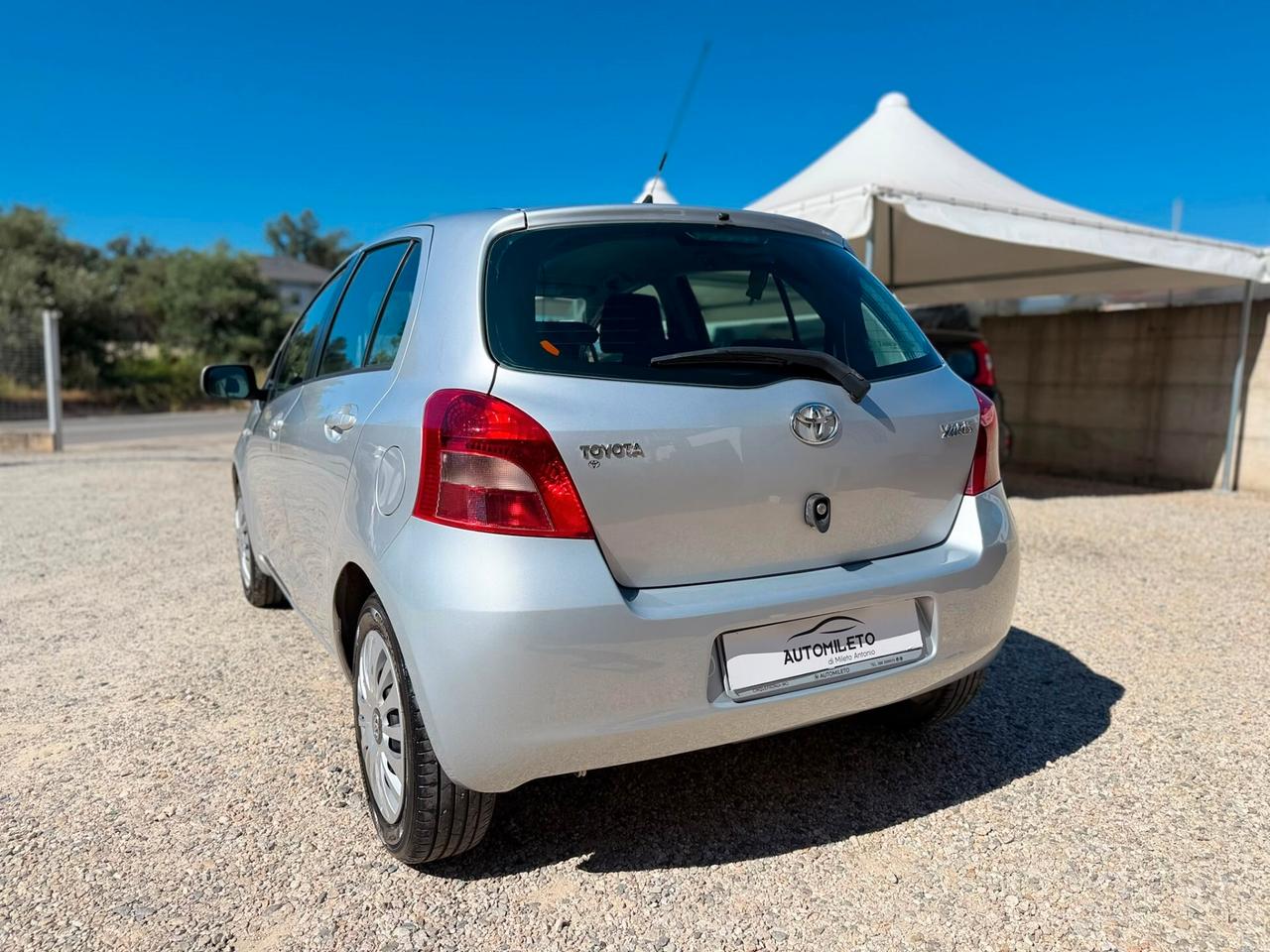 Toyota Yaris 1.0 5 porte Sol