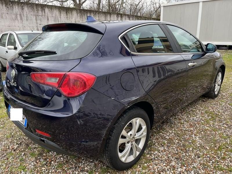Alfa Romeo Giulietta Giulietta 1.6 JTDm-2 105 CV