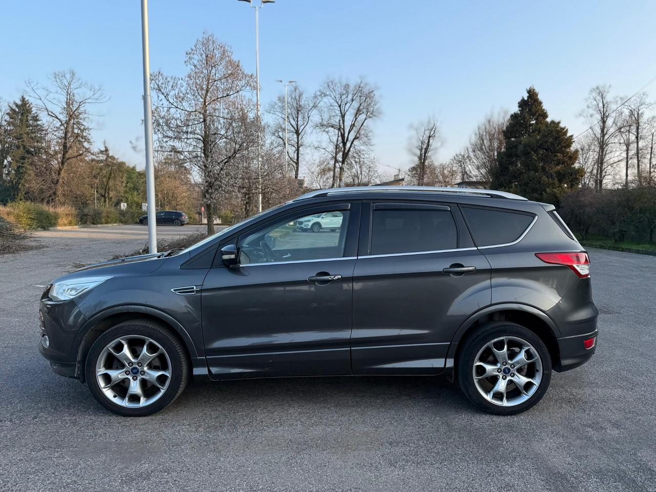 Ford Kuga 2.0 TDCI 150 CV S&S 4WD Powershift Vignale