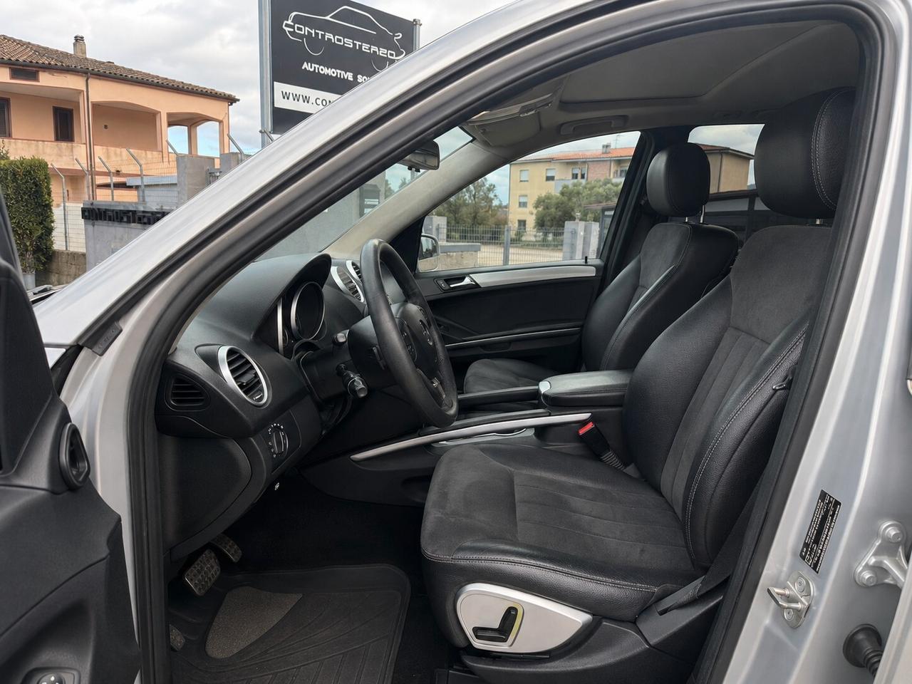 MERCEDES ML320-GANCIO TRAINO