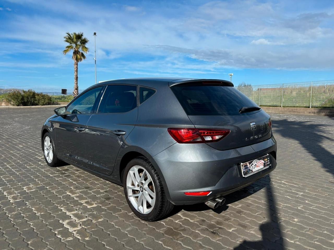 Seat Leon 1.6 TDI 105 CV 5p. Style//.-