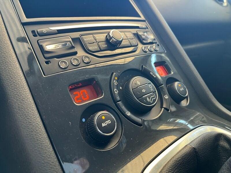 Peugeot 5008 5008 1.6 vti 16v Access (premium) 120cv