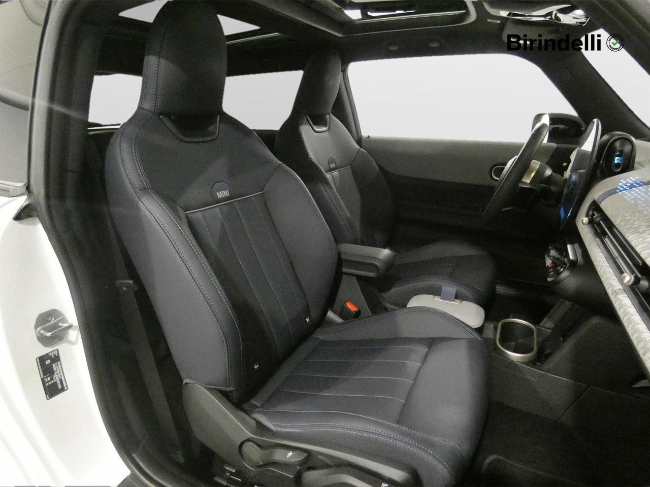 MINI Mini 5ª serie (F66) - Mini Cooper C Favoured