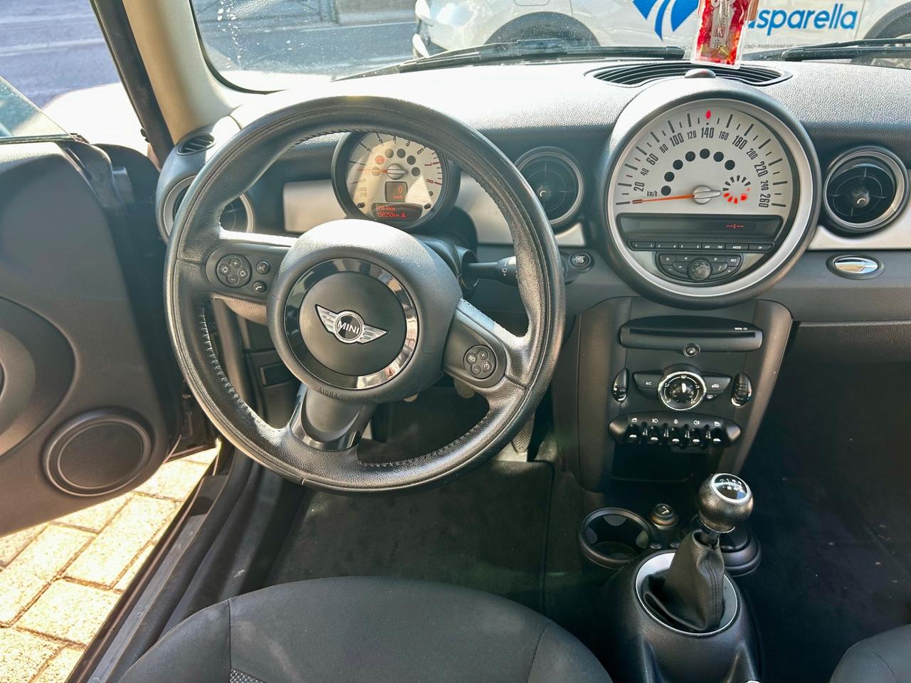 Mini 1.6 16V One (55kW)