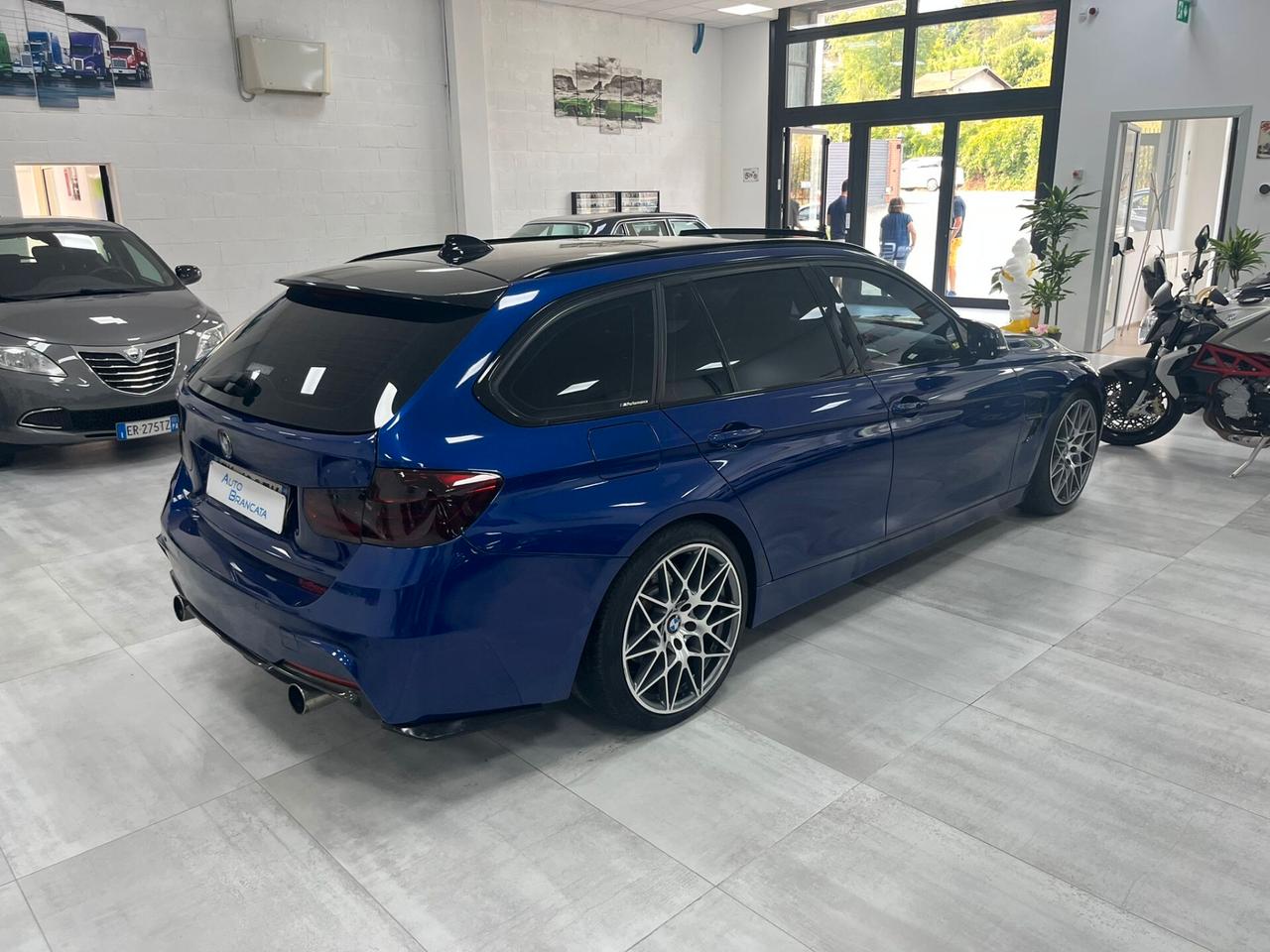 BMW 320 d Touring xdrive M-SPORT auto