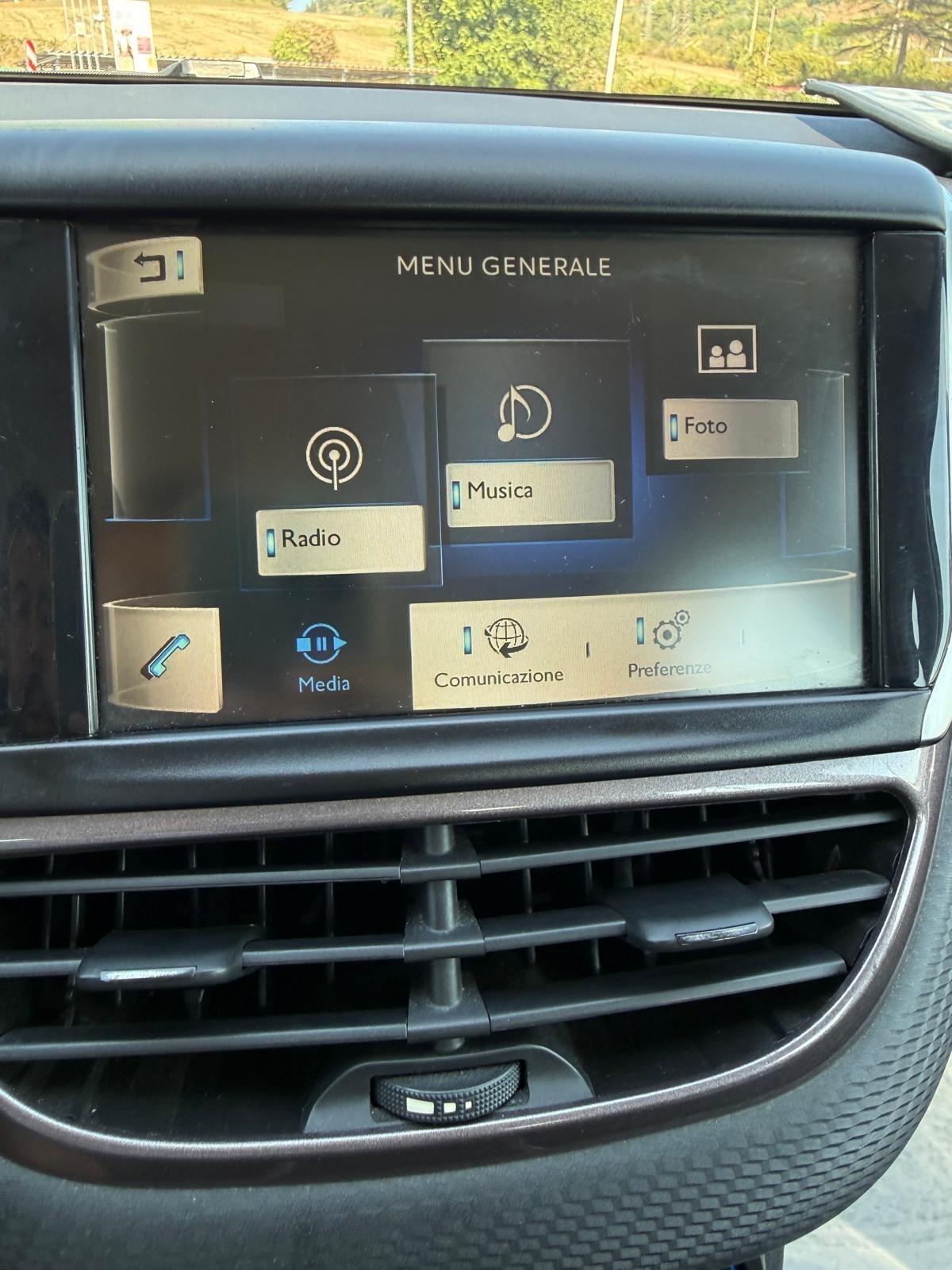 Peugeot 2008 PureTech 82 Allure