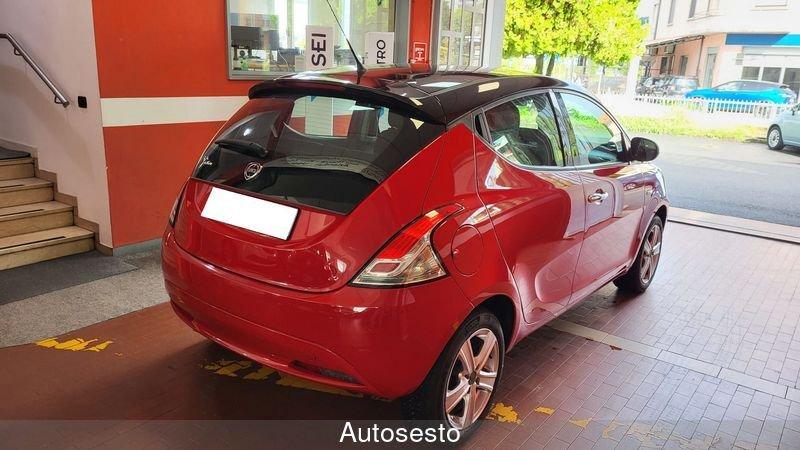Lancia Ypsilon Ypsilon 1.2 69 CV 5 porte Silver