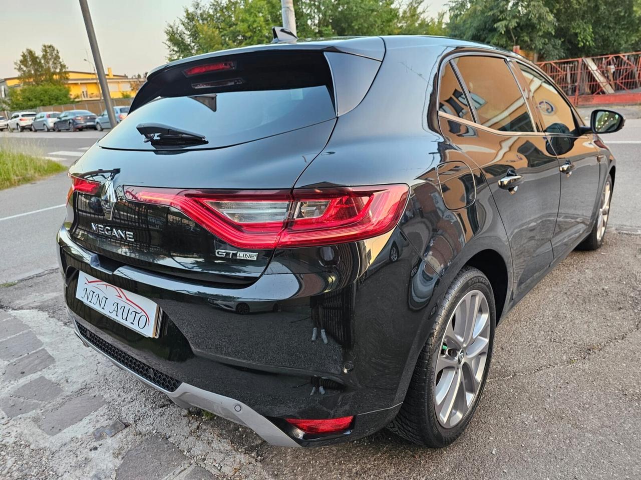 Renault Mégane 1.6 dCi 130cv GT-Line*Navi*Pdc*Unipro*Euro6*