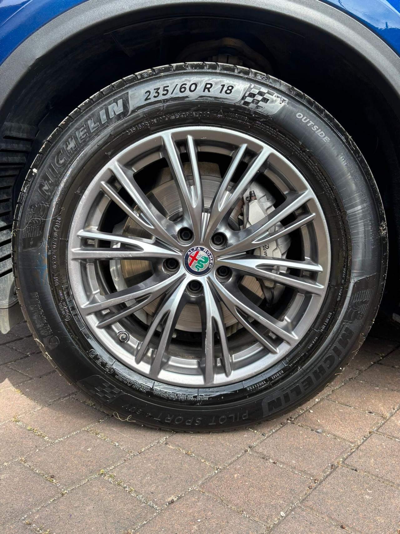 Alfa Romeo Stelvio 2.2 Turbodiesel 190 CV AT8 Q4 super