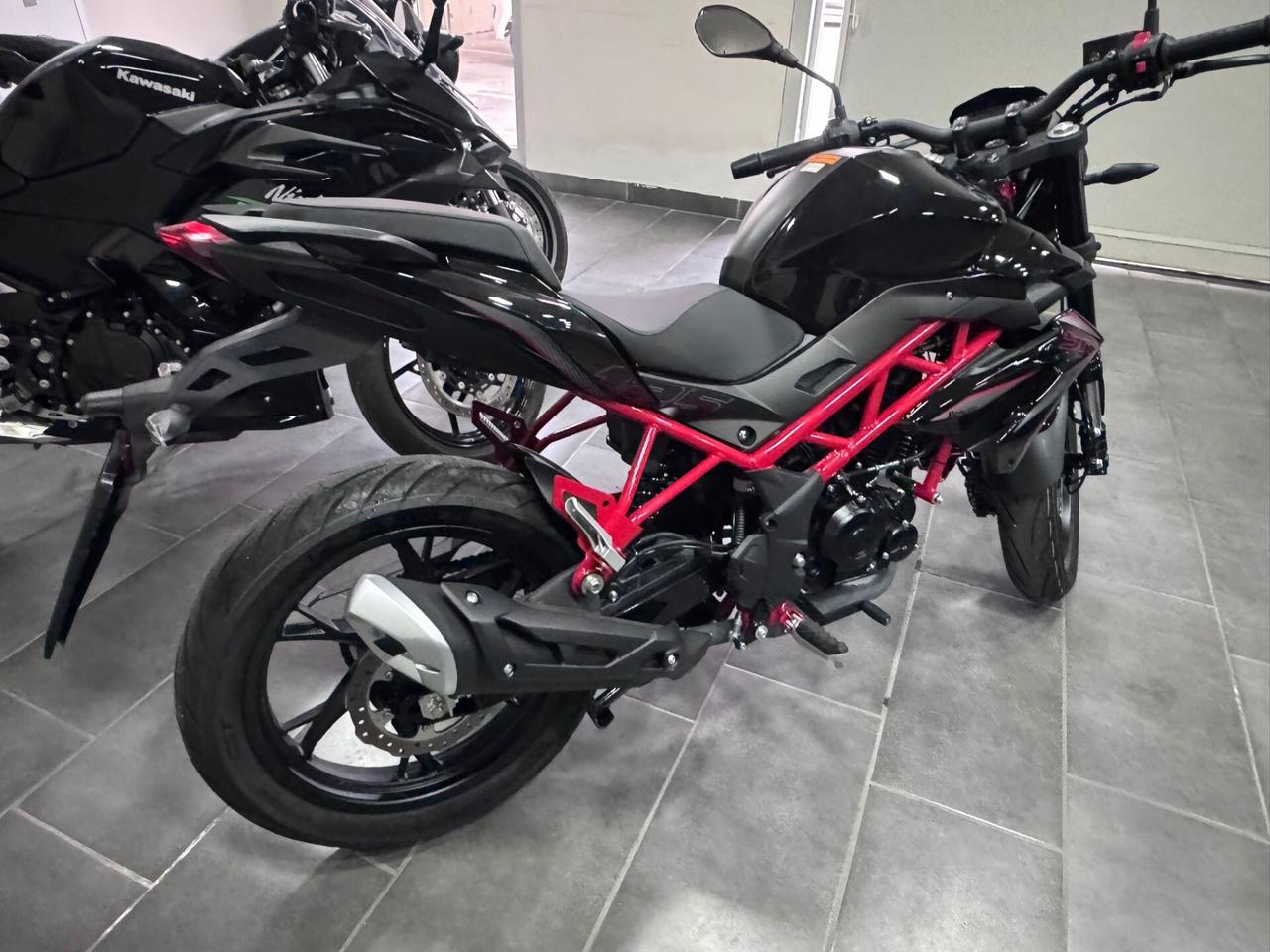 Benelli BN 125