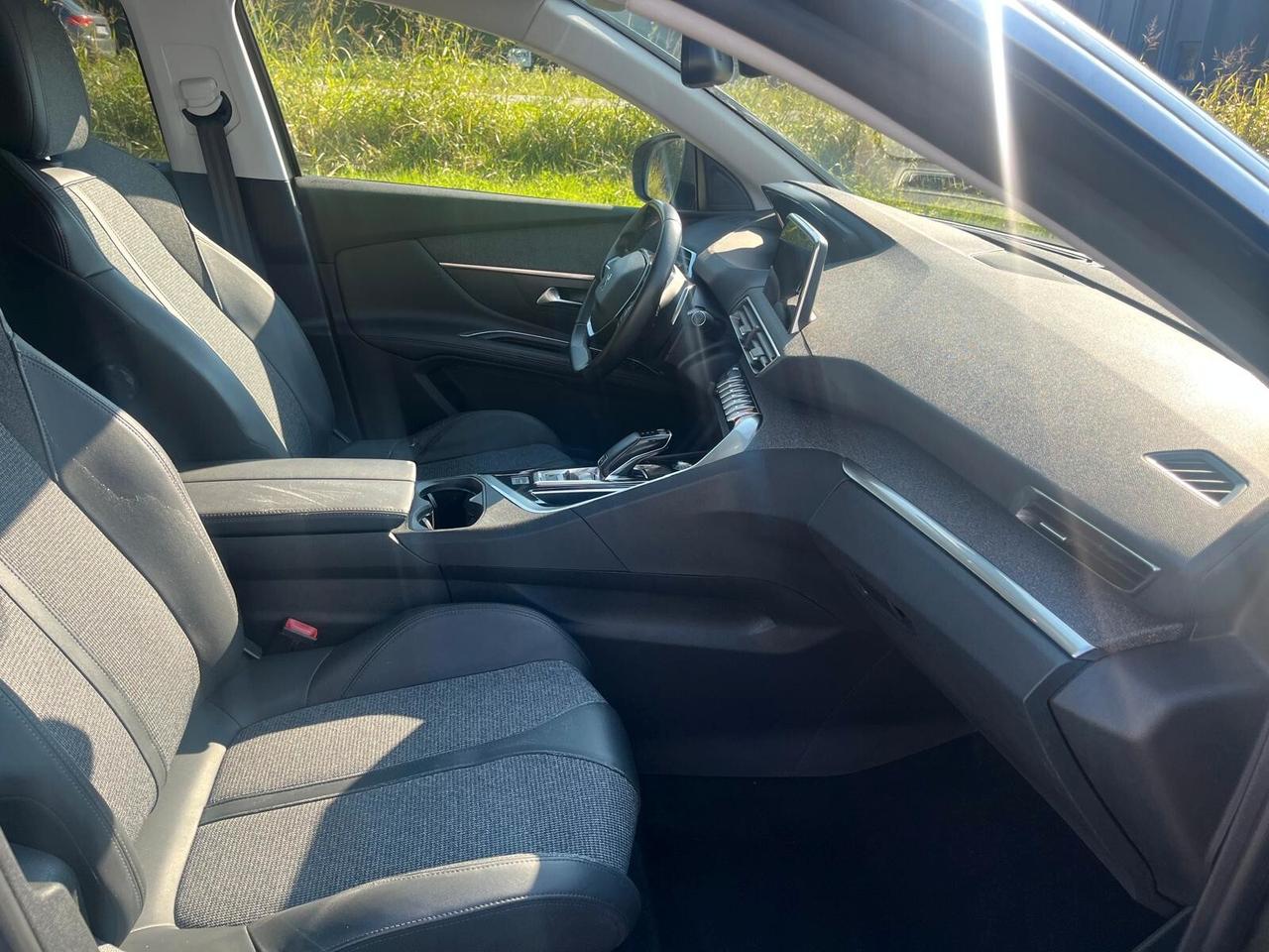 Peugeot 5008 BlueHDi 130 S&S EAT8 Allure