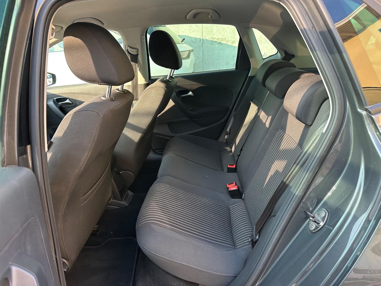 Volkswagen Polo 1.4 5 porte Highline - ok neopatentati