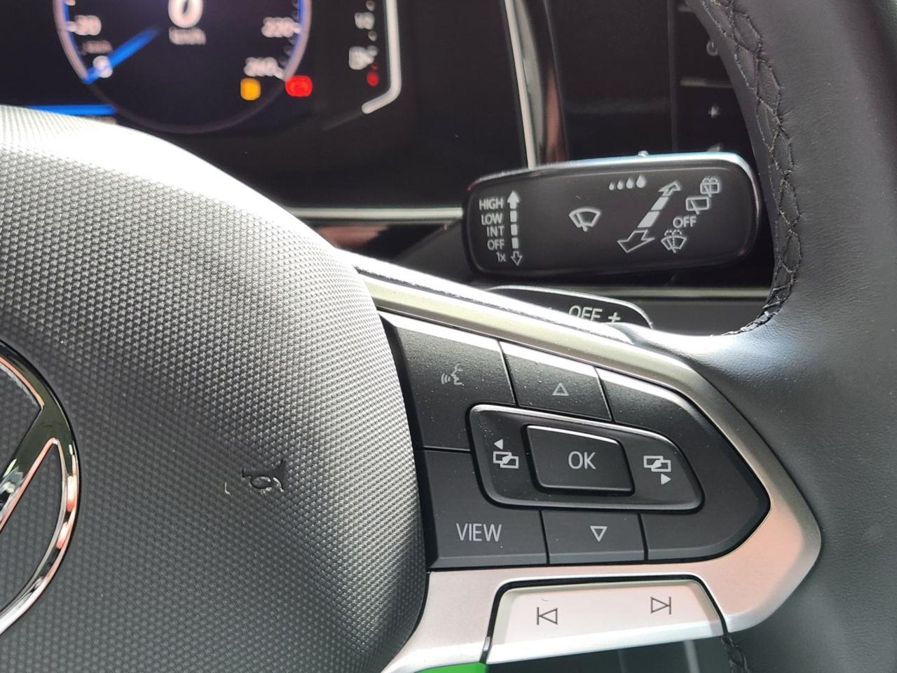 Volkswagen Taigo R-Line Tetto C.17" Camera Navi RLine R Line