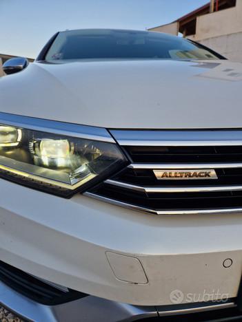 Volkswagen Passat Business Alltrack 2.0 BiTDI 240 CV 4MOT DSG Exec. BMT