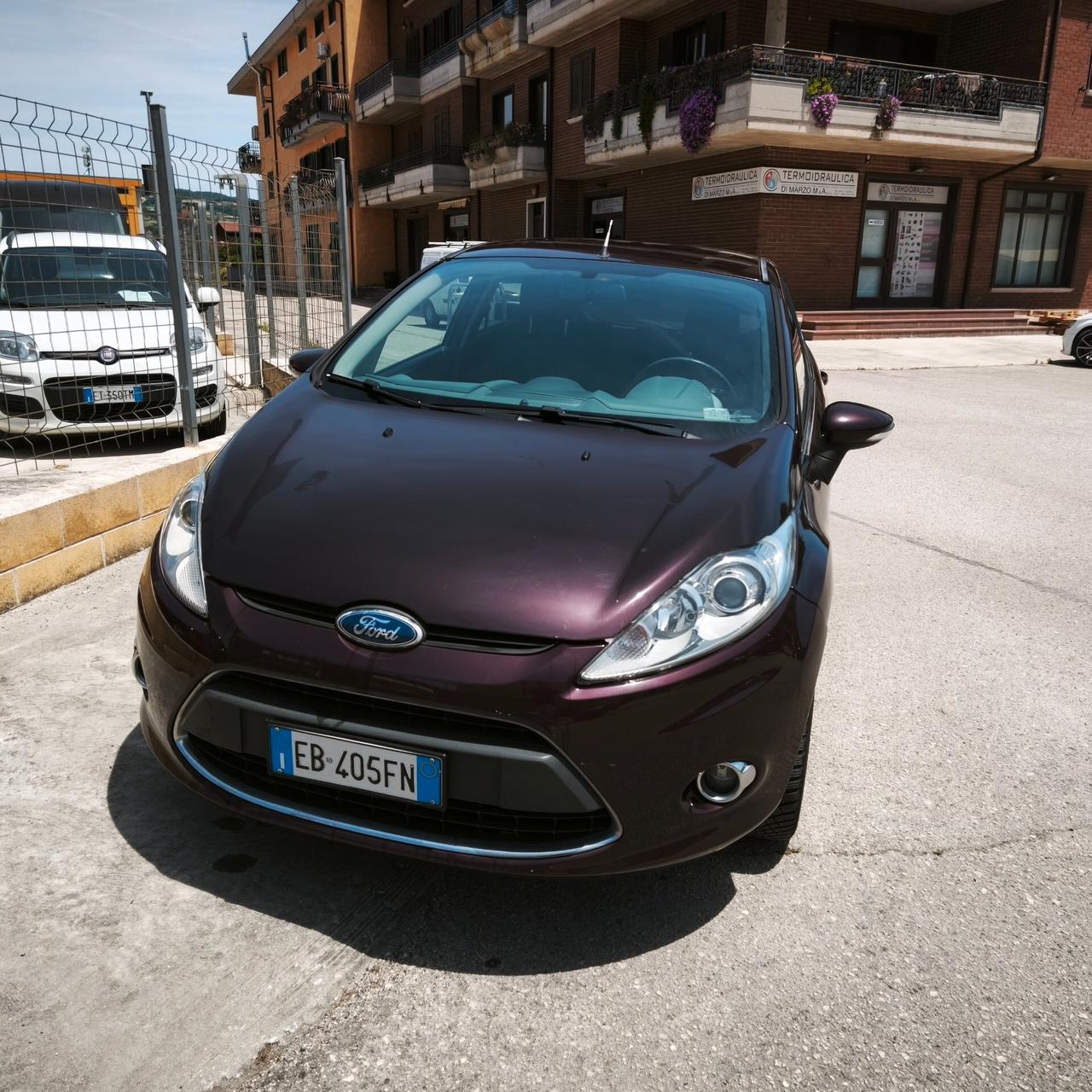Ford Fiesta 1.4 TDCi 70CV 5 porte Titanium