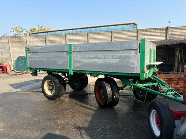 Rimorchio agricolo Viberti 450 cm x 250 sponde e prolunghe paglia