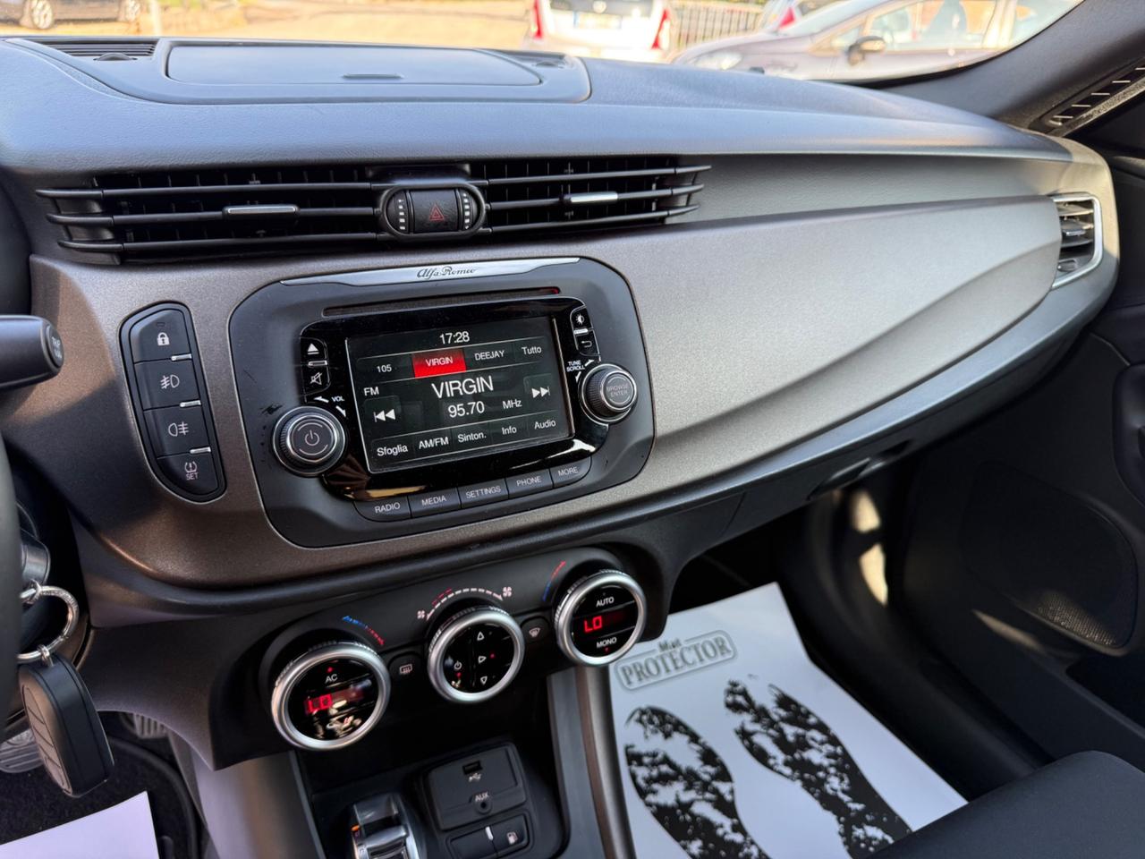 Alfa Romeo Giulietta 1.4 Turbo 120 CV GPL Distinctive UNICO