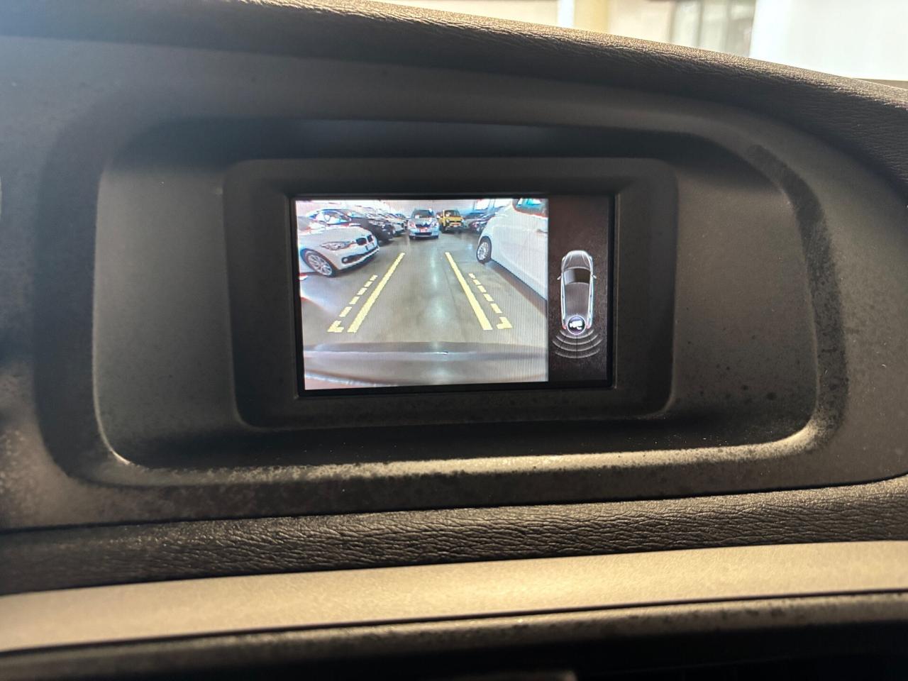 Volvo V40 D2 1.6 Summum | OK NEOPATENTATI |