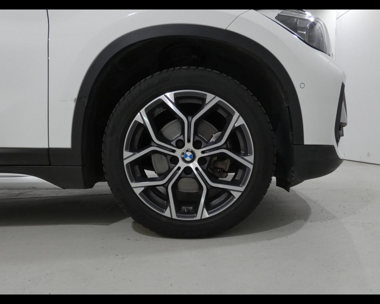 BMW X1 (F48) - X1 sDrive18d xLine