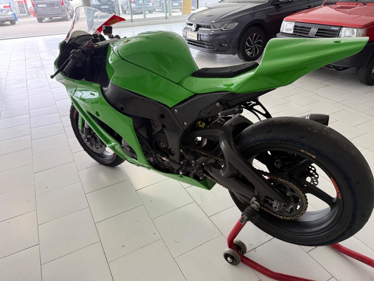 Kawasaki Ninja ZX - 10 R Pista