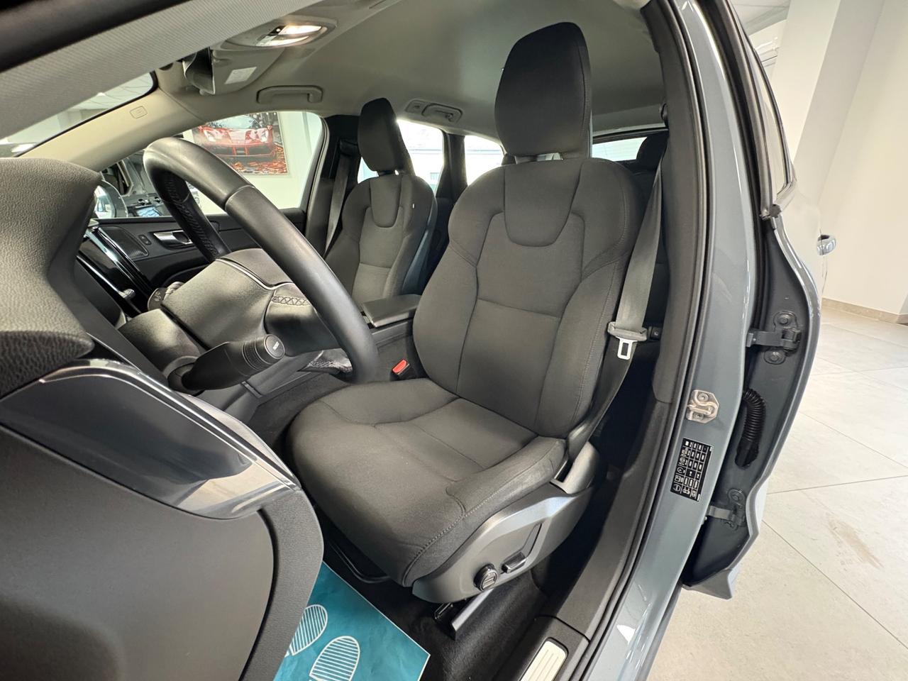 Volvo XC 60 AWD 2.0 TDI 197cv 2021 km 117000