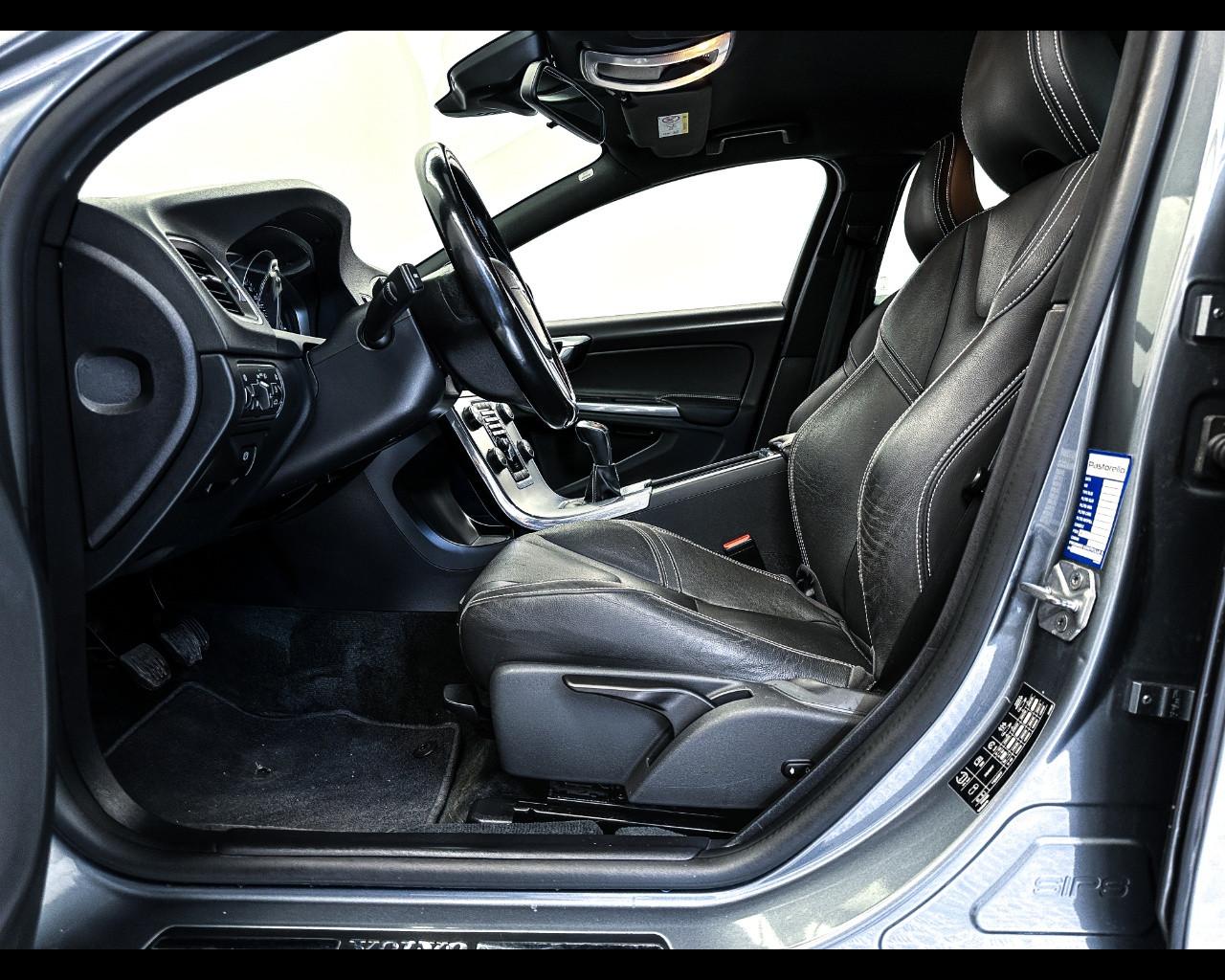 VOLVO S60 (2010-2018) - S60 D2 Kinetic