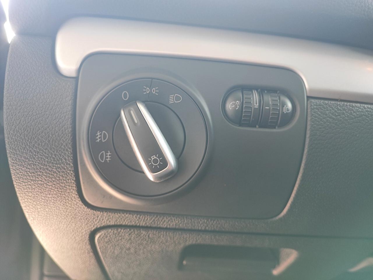 Volkswagen Golf 2.0 TDI 140CV DPF DSG Highline