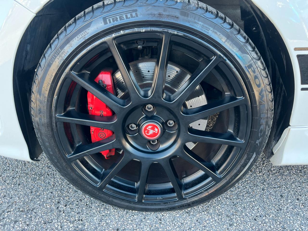 Abarth 595 1.4 Turbo T-Jet 180 CV Esseesse