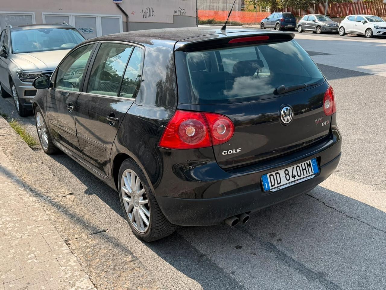 Volkswagen Golf 2.0 16V TDI 5p. Sportline