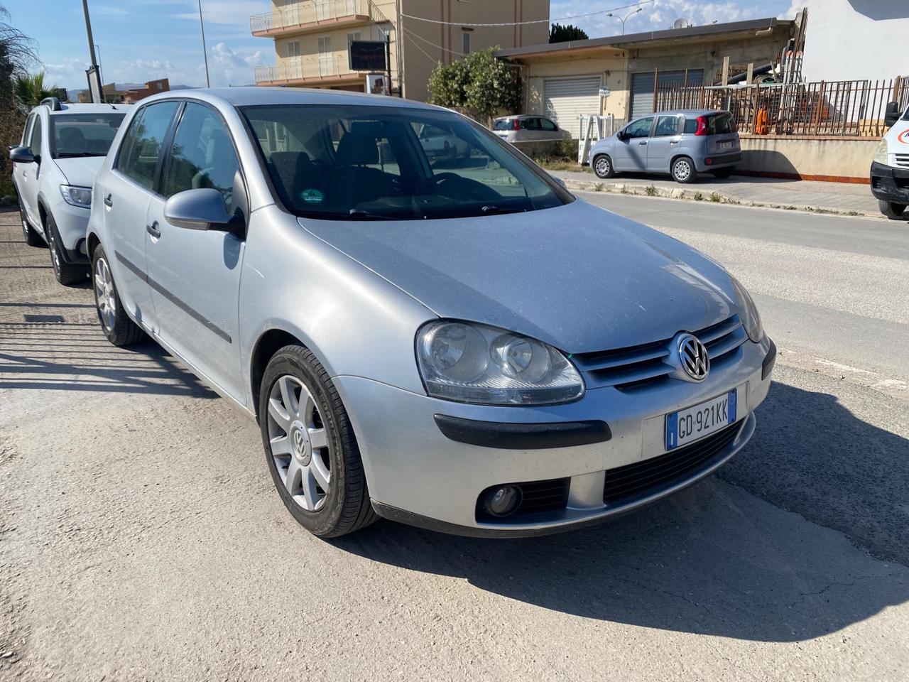 Volkswagen Golf 1.9 TDI DPF 5p. DSG Comfortline