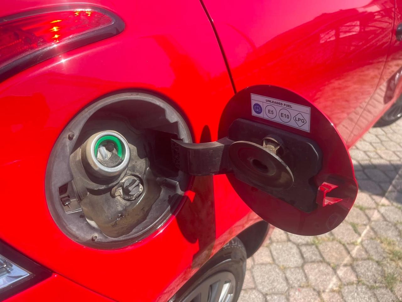 Lancia Ypsilon 1.2 69 CV 5 porte GPL Ecochic Gold
