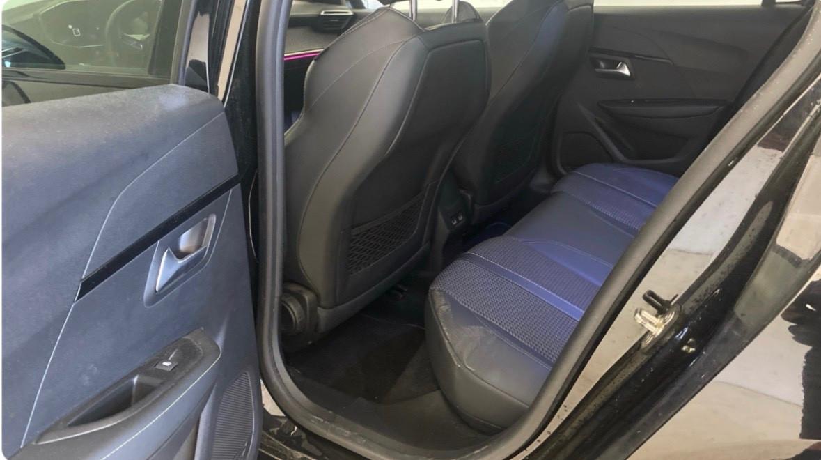 Peugeot 208 GT-LINE Cambio Automatico Full Option 2020