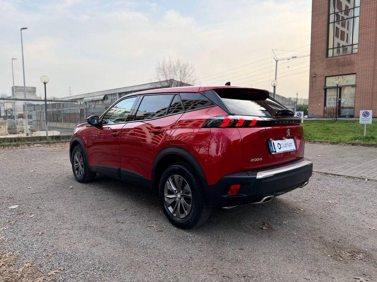 Peugeot 2008 1.2 Active s&s 130cv CINGHIA SOSTITUITA !