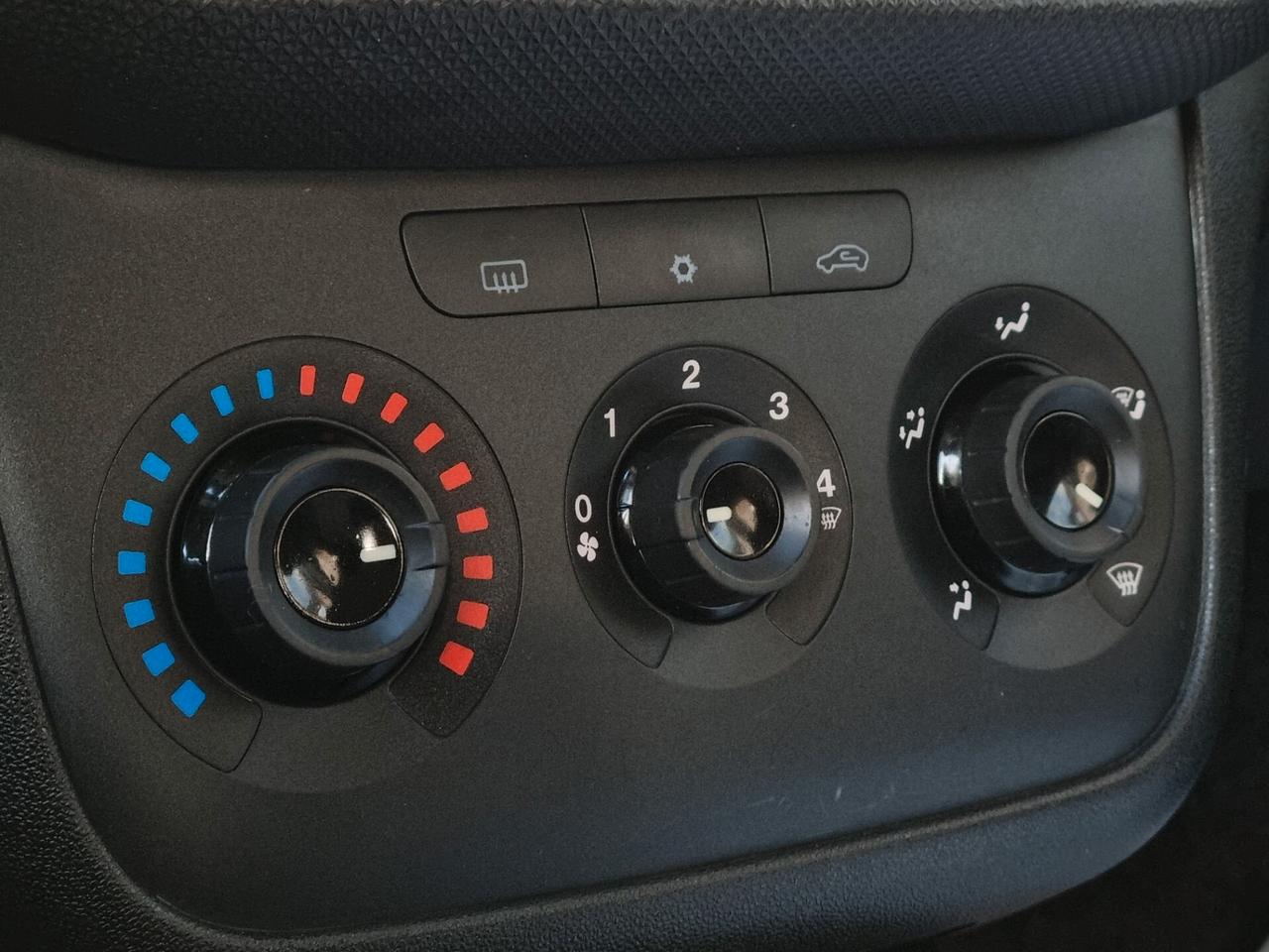 Fiat Punto 1.3 MJT II S&S 95 CV 5 porte Street