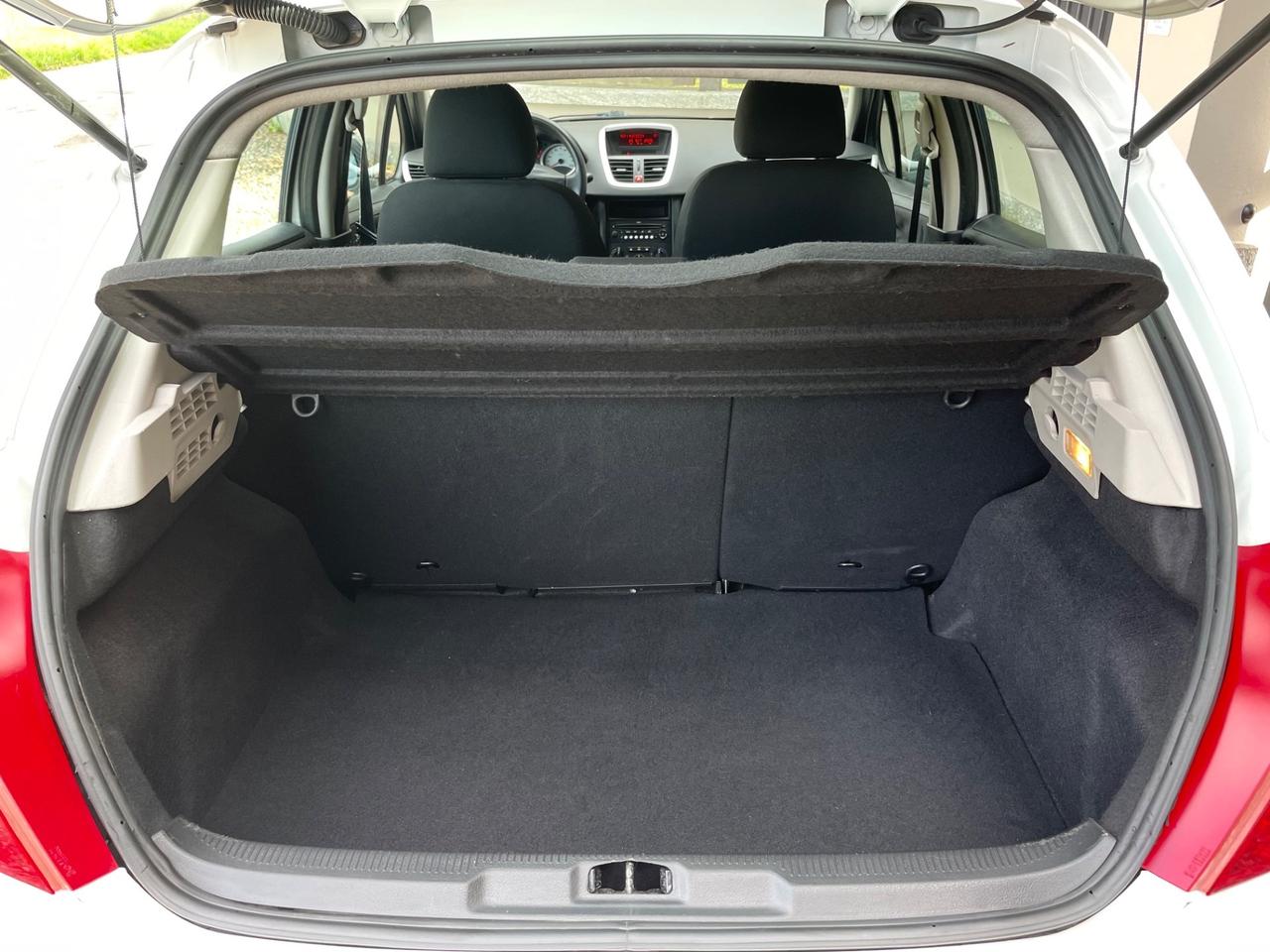 Peugeot 207 1.4 HDi 5p. Energie *NEOPATENTATI*