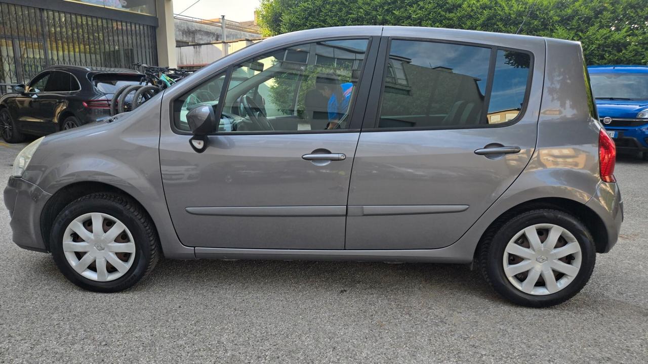 Renault Modus Grand Modus 1.5 dCi 90CV Neopatentati