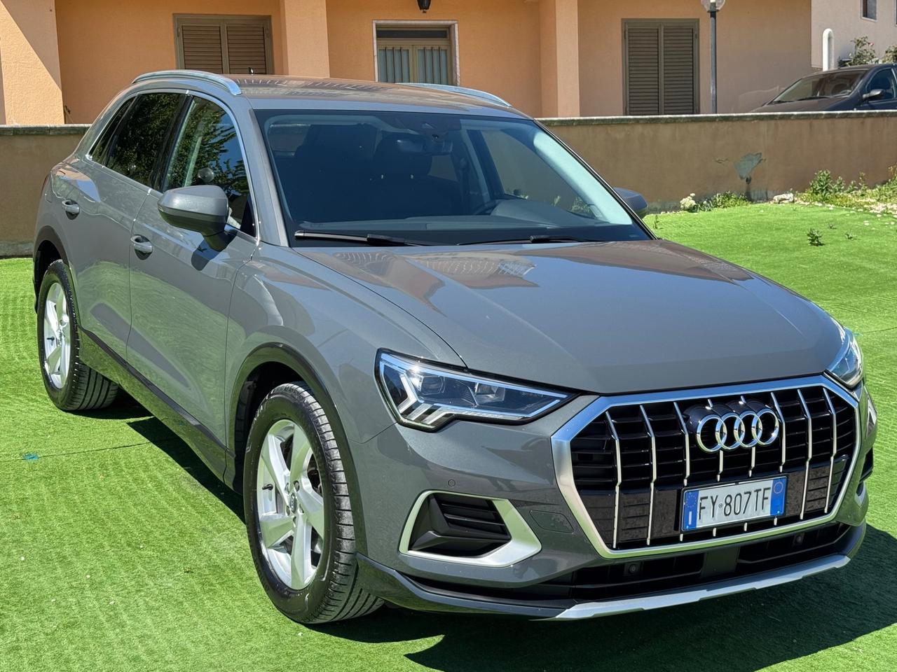 Audi Q3 35 TDI S tronic Advanced (Retrocamera)