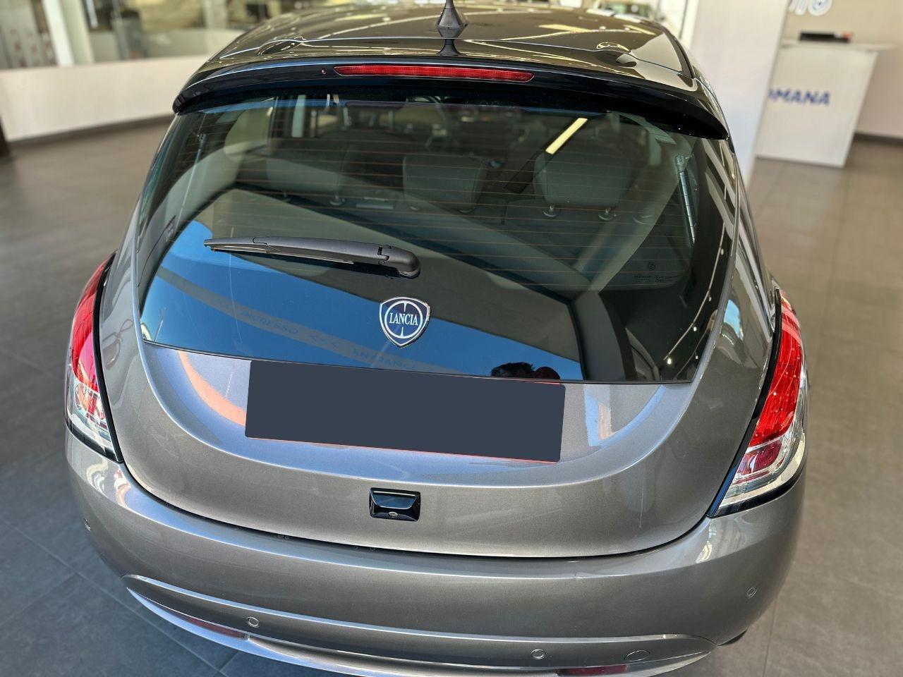 LANCIA Ypsilon III 2021 - Ypsilon 1.0 firefly hybrid Platino s&s 70cv