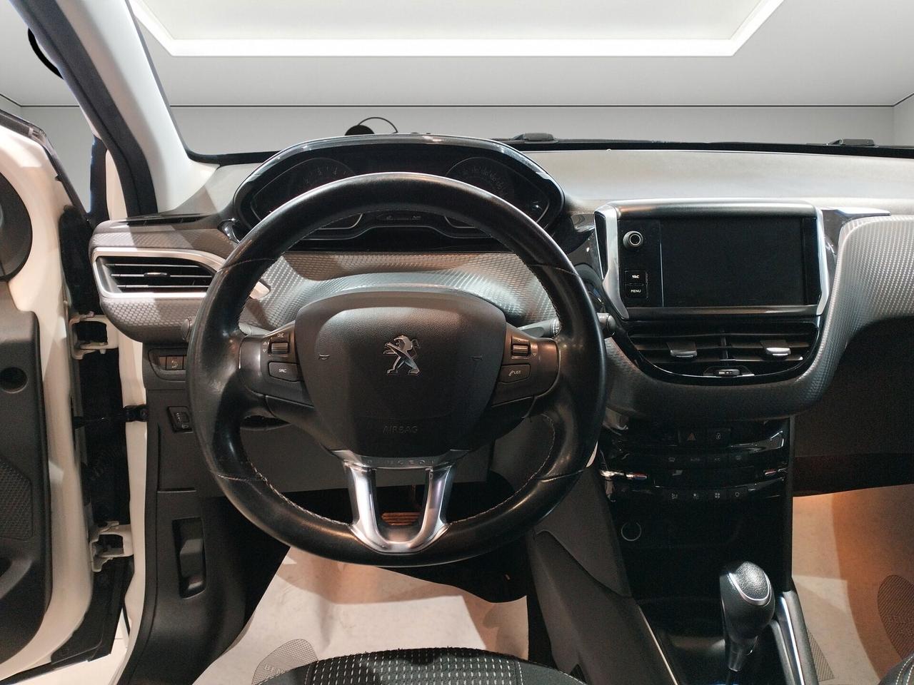 Peugeot 208 5p 1.2 puretech t Allure