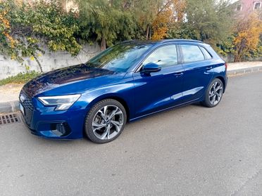 Audi A3 SPB 30 g-tron S tronic line edition